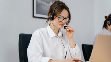 business support hotline available