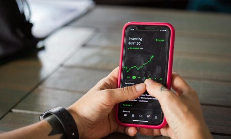 growth stock picks 2025