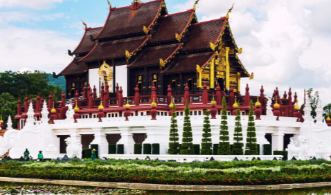 Discover Chiang Mai: Temples, Markets, and Northern Thai Cuisine