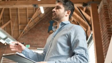 leadership in hypernova flow